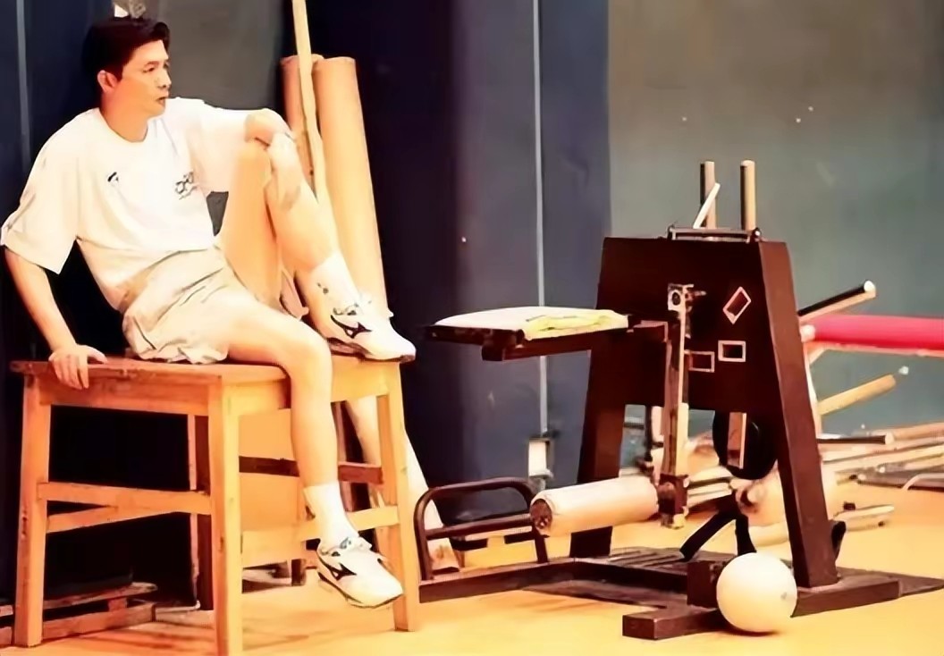 张瑜汪嘉伟合影,汪嘉伟曾和演员张瑜结婚了吗