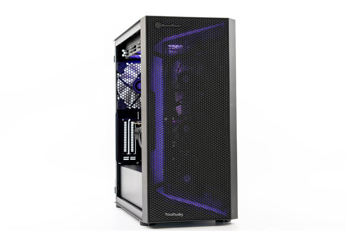 微星z690刀锋可以用1070ti吗,微星z690刀锋钛对比吹雪