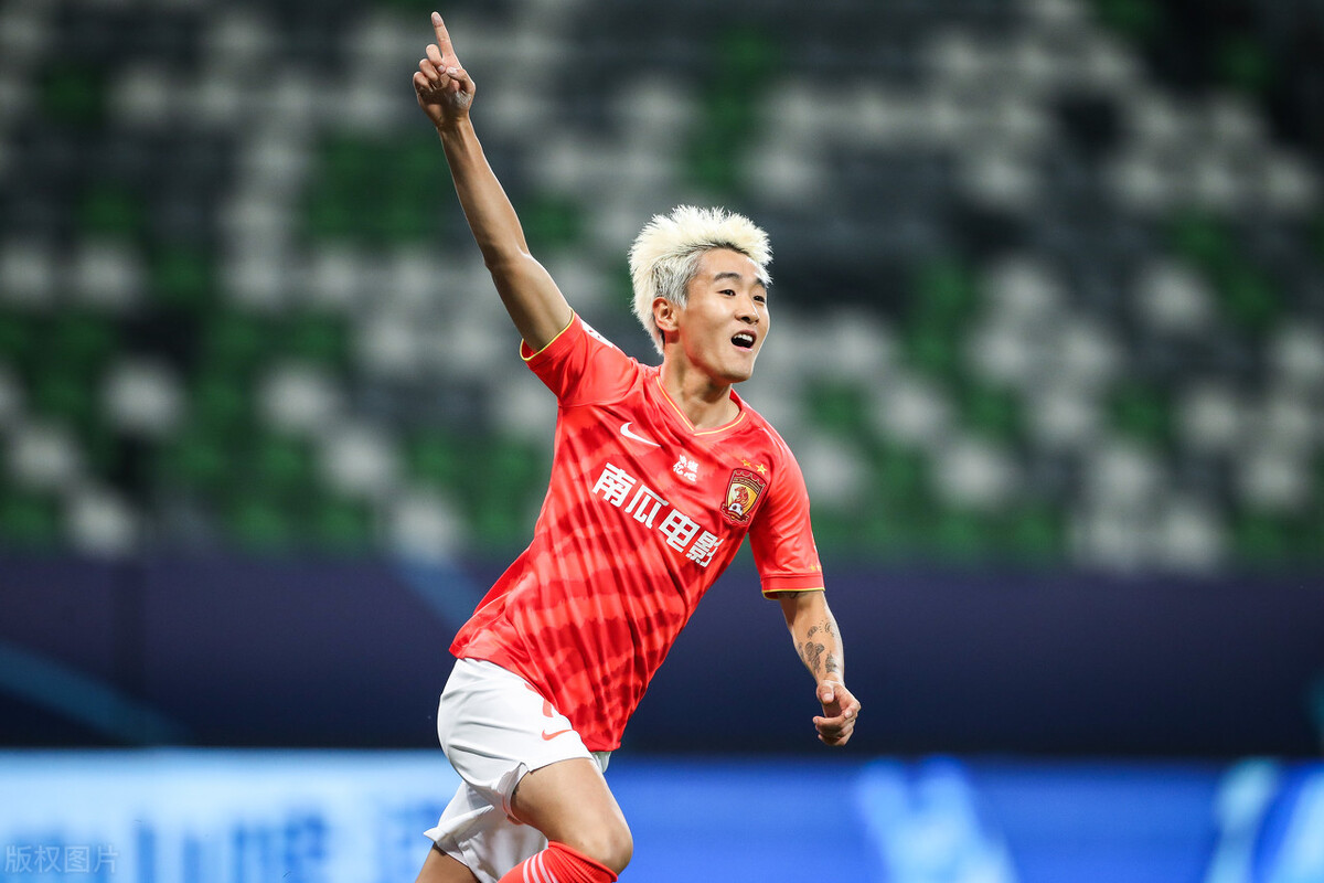 卡帅韦世豪杨立瑜,队魂回归郑智出任广州队主教练