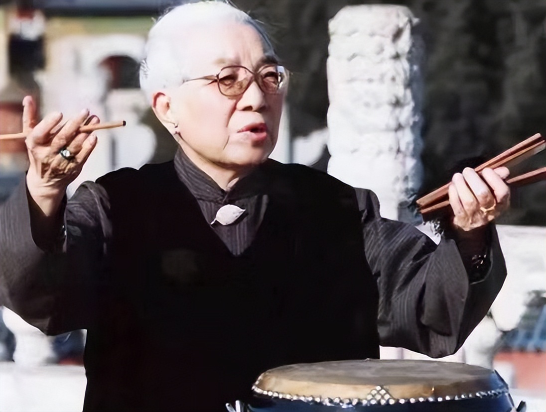 骆玉笙何时去世,骆玉笙晚年生活视频