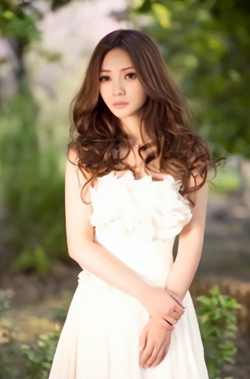 浜洪棿钂稿彂涓煶宀╃殑鐗囨,浜洪棿灏ょ墿韬櫡鏁村娣辨笂