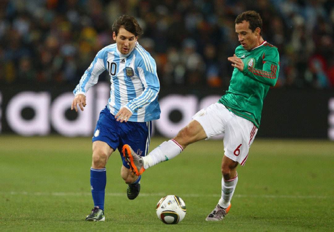 梅西暖心故事,巨星梅西背后的故事