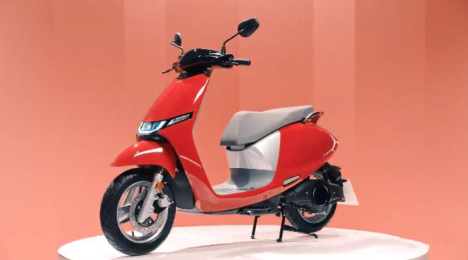 爱玛雅迪公路赛电摩,雅迪爱玛台铃电摩大比拼