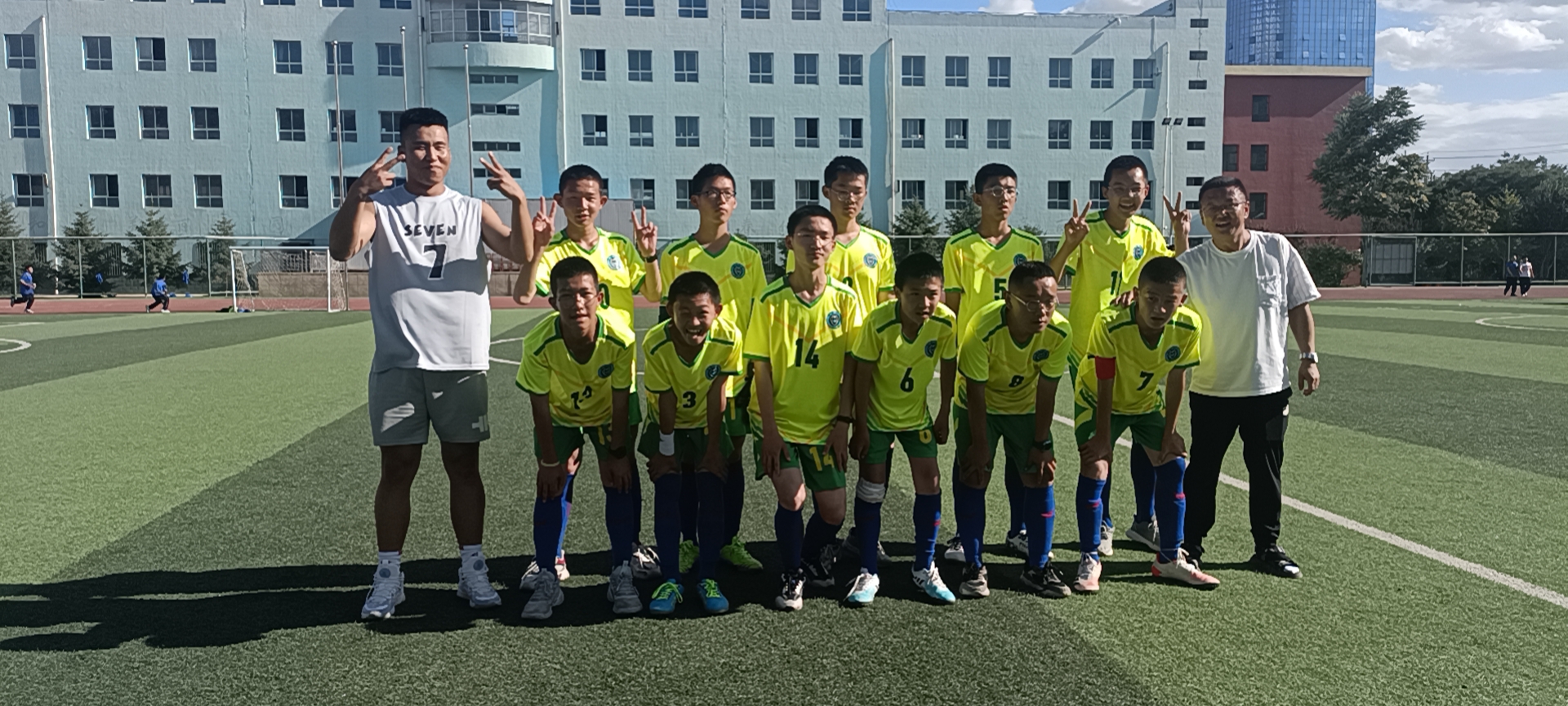 景泰四中七年级足球比赛谁是冠军,景泰四中比赛