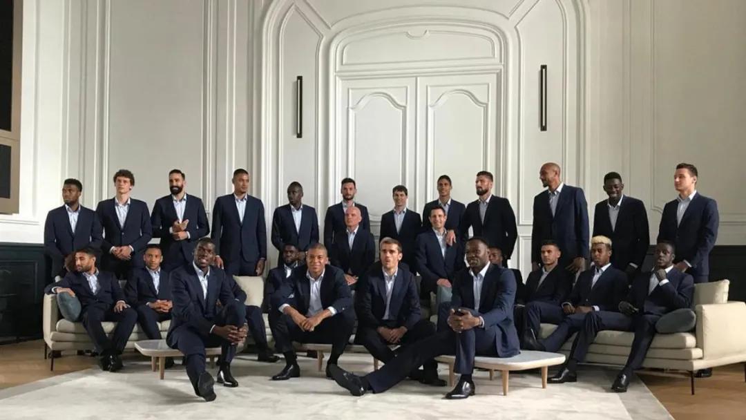 华尔街之狼西服,穿上最帅的衣服做最有意义的事