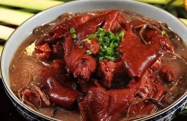 极具特色的家常菜红烧茄子,便宜好吃家常菜100道简单菜