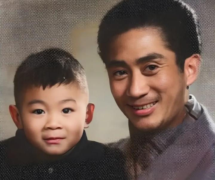 六小龄童和妻子一起出演西游记,六小龄童拍西游记和谁谈恋爱