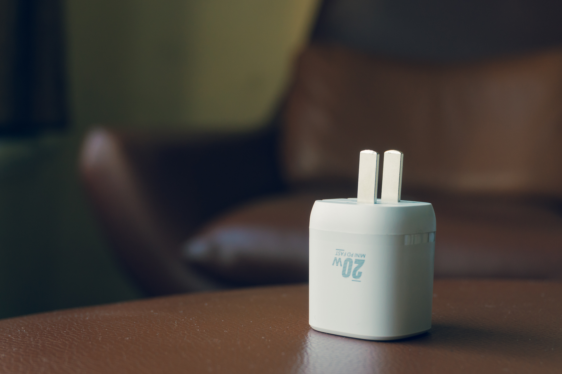 苹果11公认最佳快充充电头推荐,iphone12充电头推荐小米