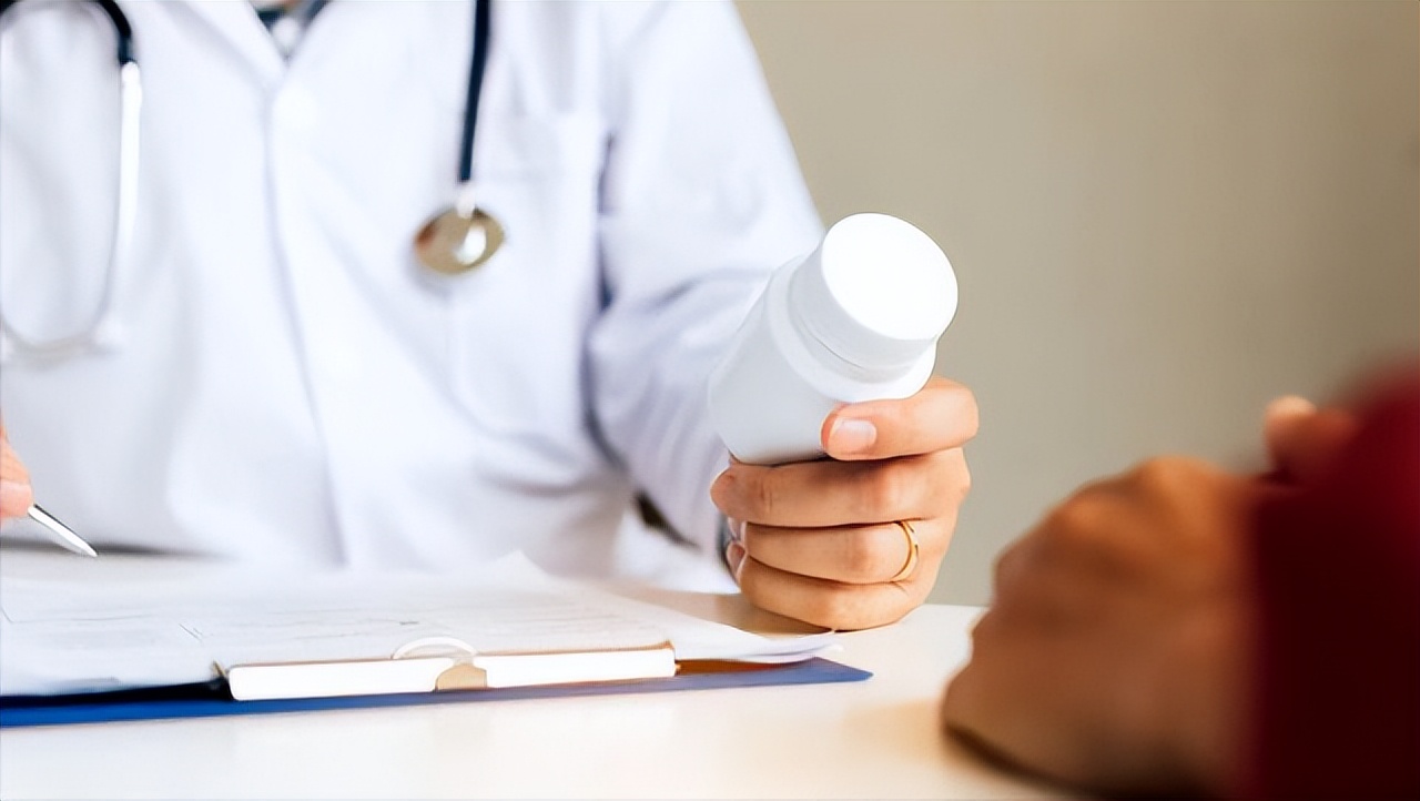 伟哥25mg和50mg哪个副作用大,伟哥起初的疗效