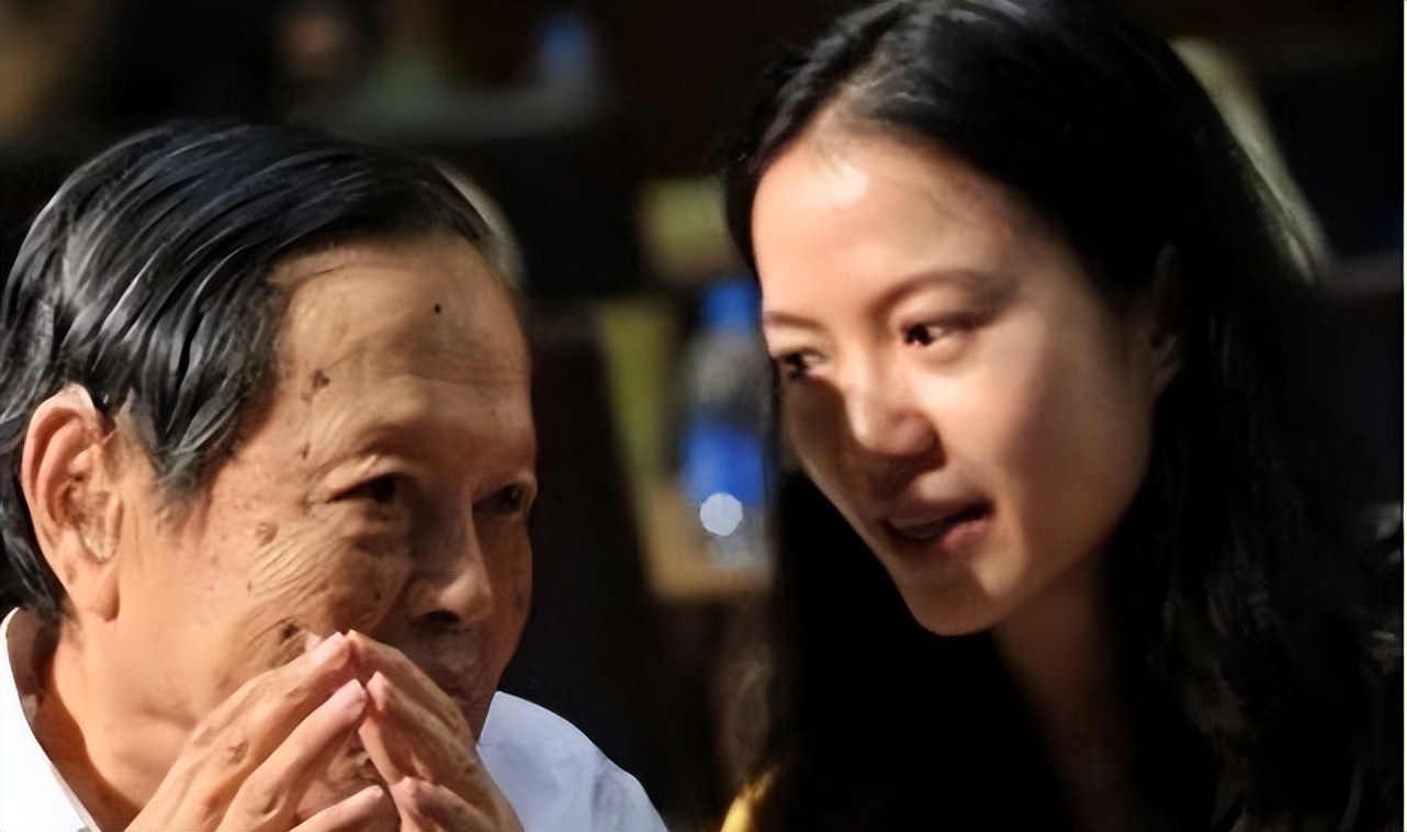 杨振宁杜致礼翁帆故事,杨振宁与翁帆和杜致礼