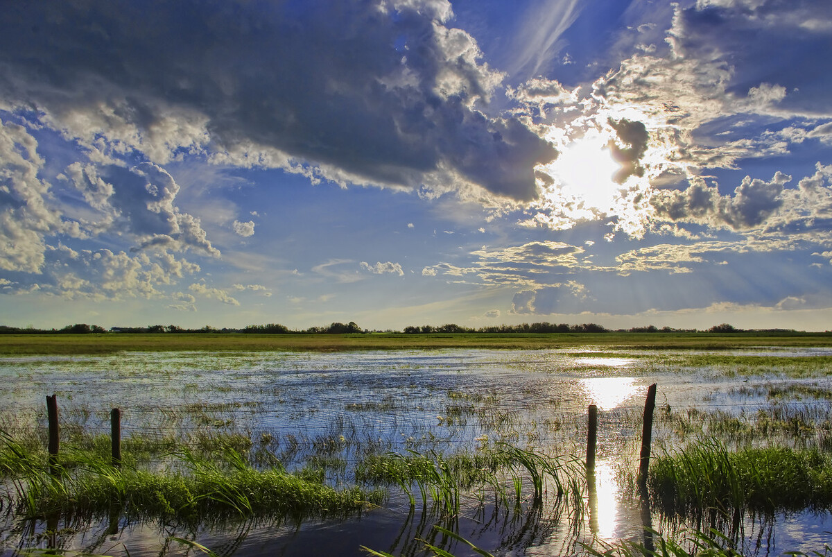 风雨过后是彩虹励志句子,风雨过后是彩虹带字图片早安