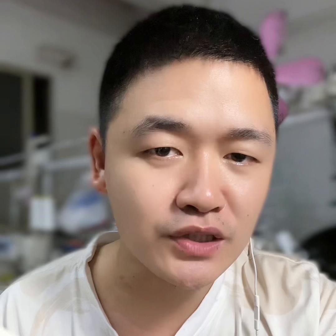 看不到钱的服装制造，你还会继续吗，，销售巨人这本书给出...