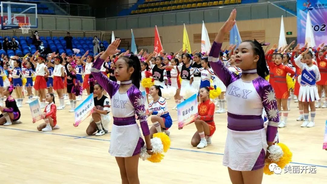 来30℃的开远挥洒汗水！《人民日报》点赞开远体育运动