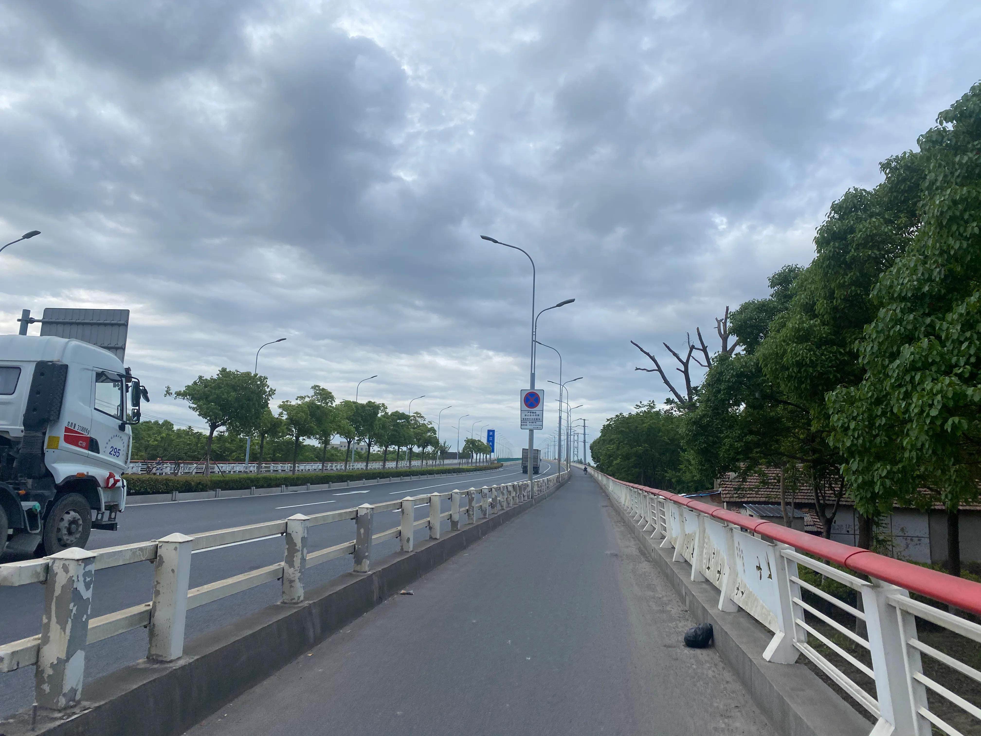 徒步318川藏线日记,徒步灵岩山日记