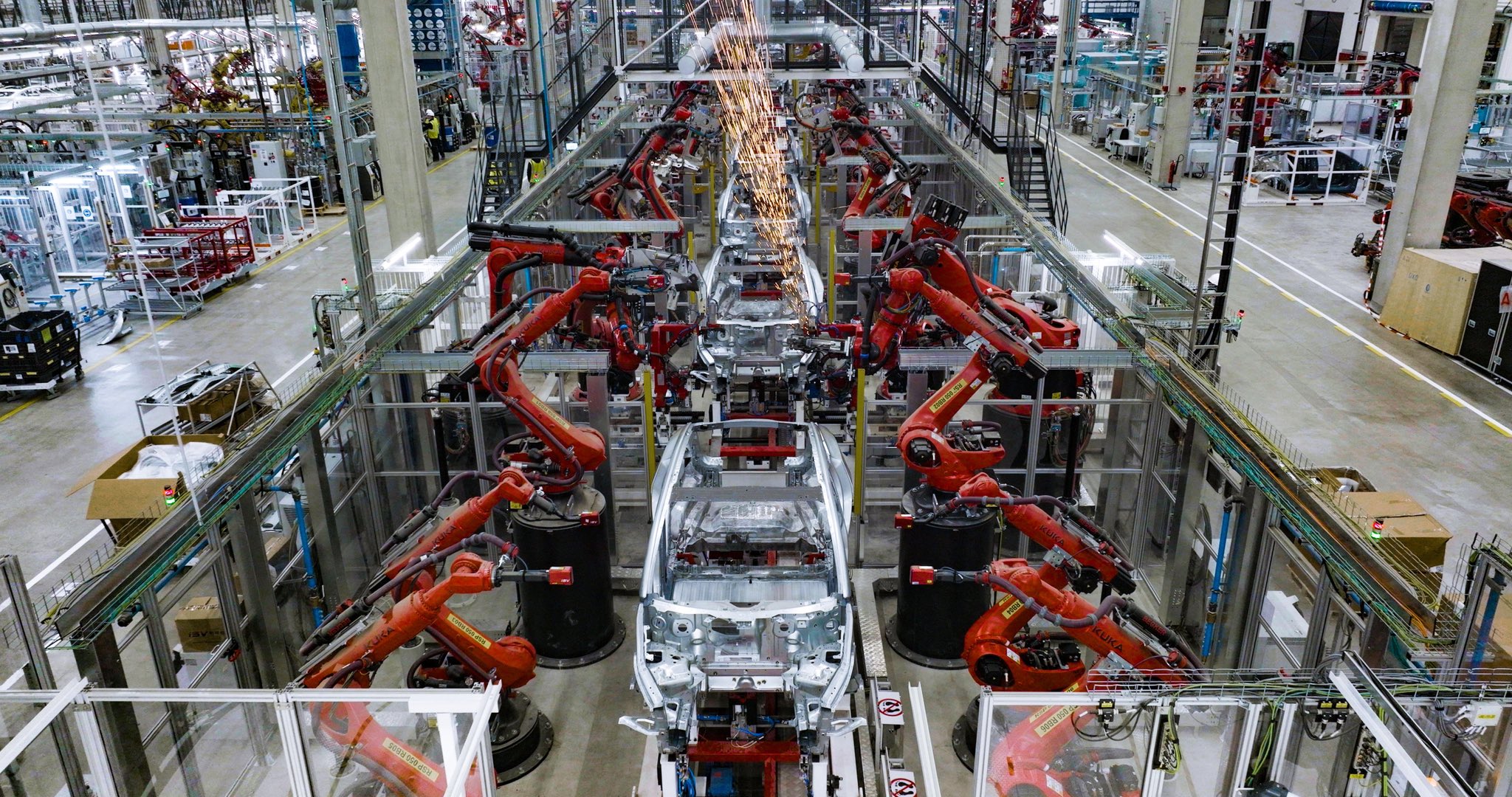 油价大幅度上涨是不是该换电车了,油价不下调