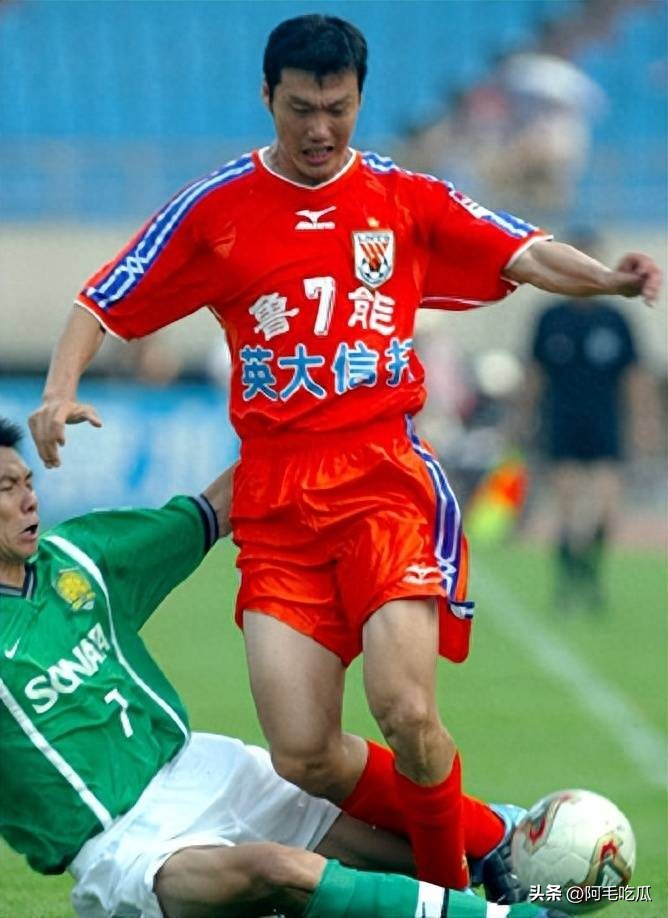 宋黎辉开网约车接了,5589单获五星好评.