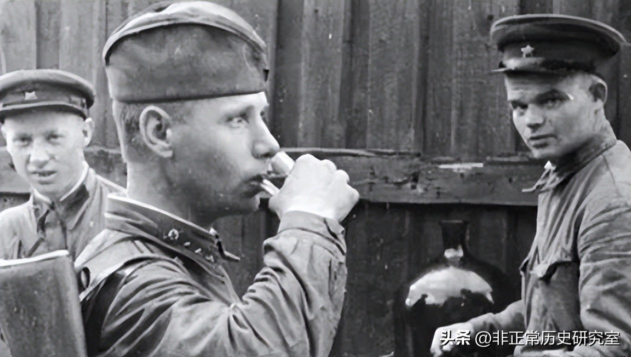 二战时期士兵的伙食,二战美军的伙食为什么能喝上可乐