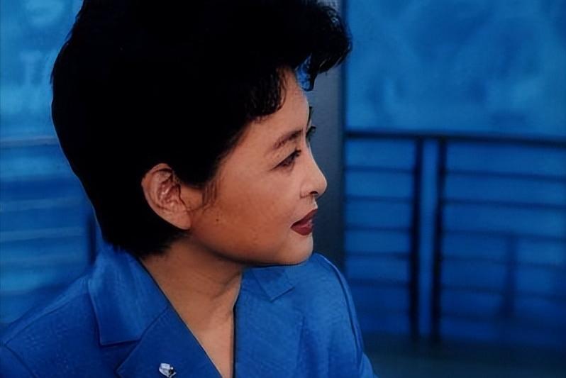 央视退休男主持人名单和照片,退休5个月去世的央视女主持人