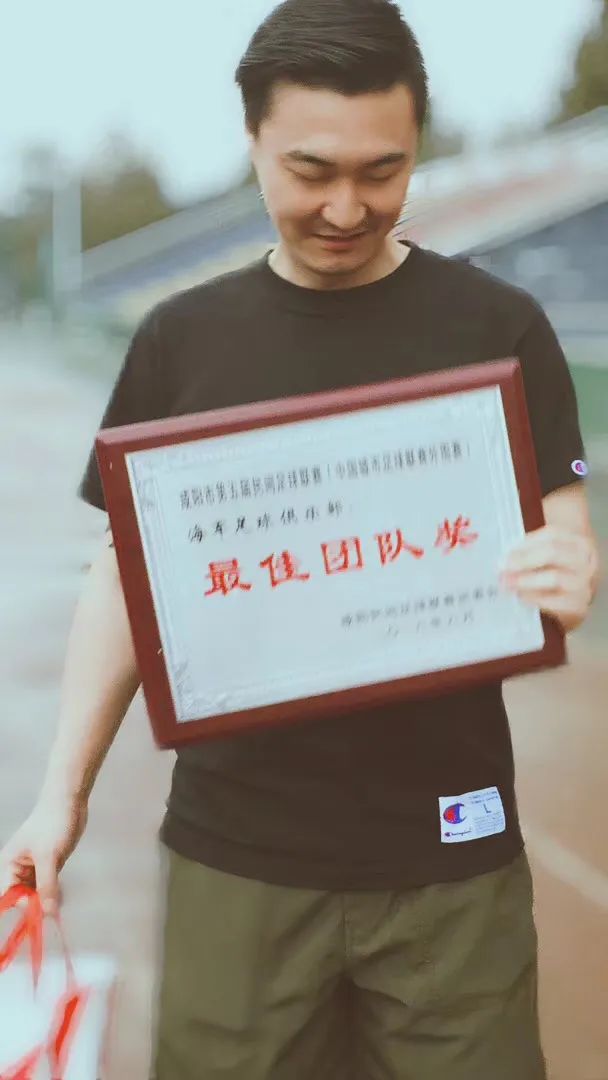 世界杯结束心中热爱不能停止,人们对于足球的热爱世界杯