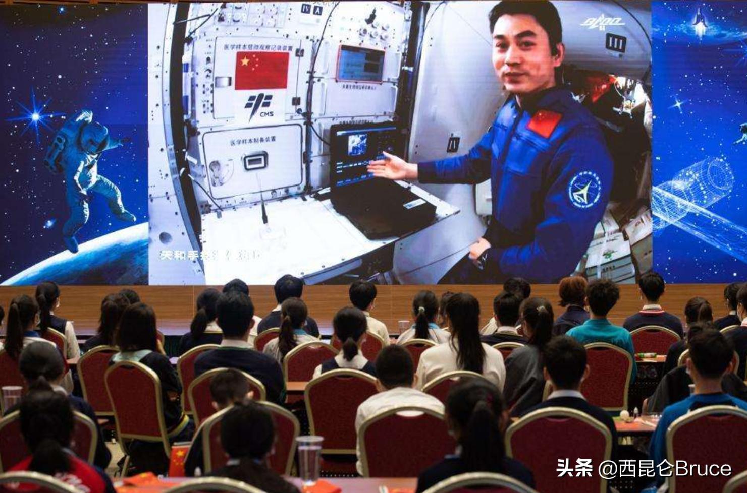 UFO实际上真的存在吗,太空未解之谜ufo