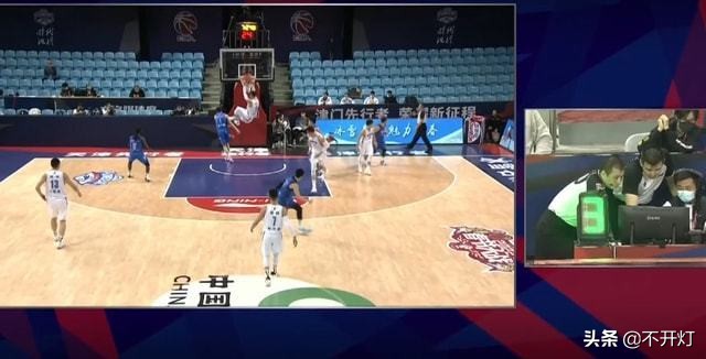 翟晓川飞身暴扣,翟晓川背打张镇麟