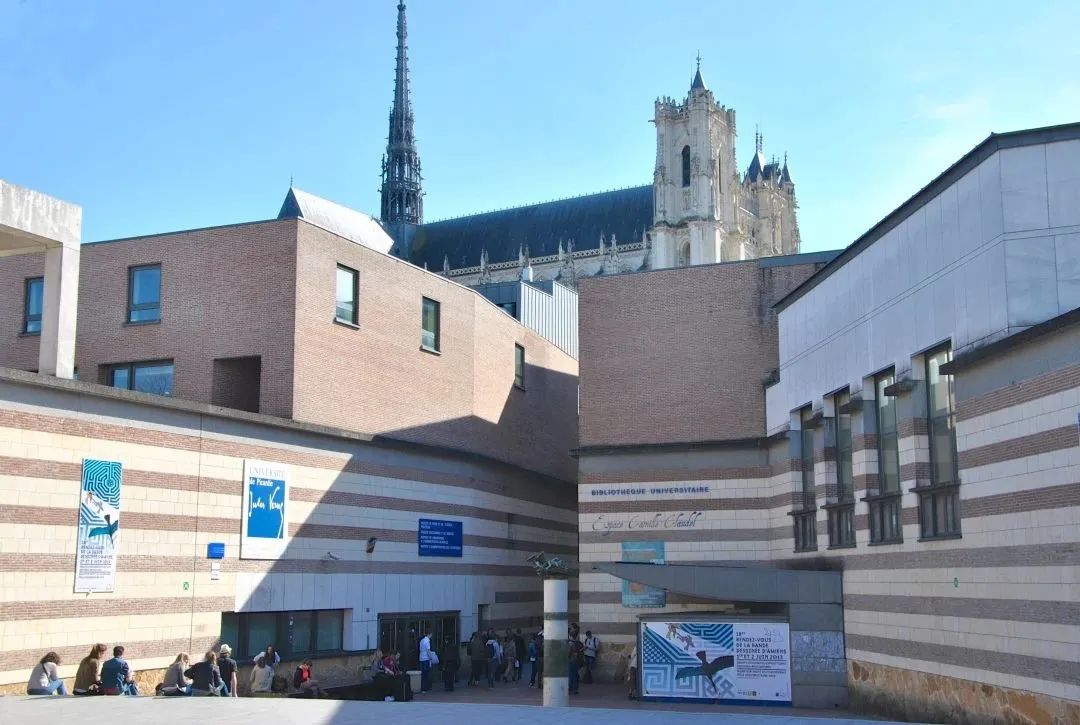 攻读mba有哪些优势,mba硕士就业前景如何