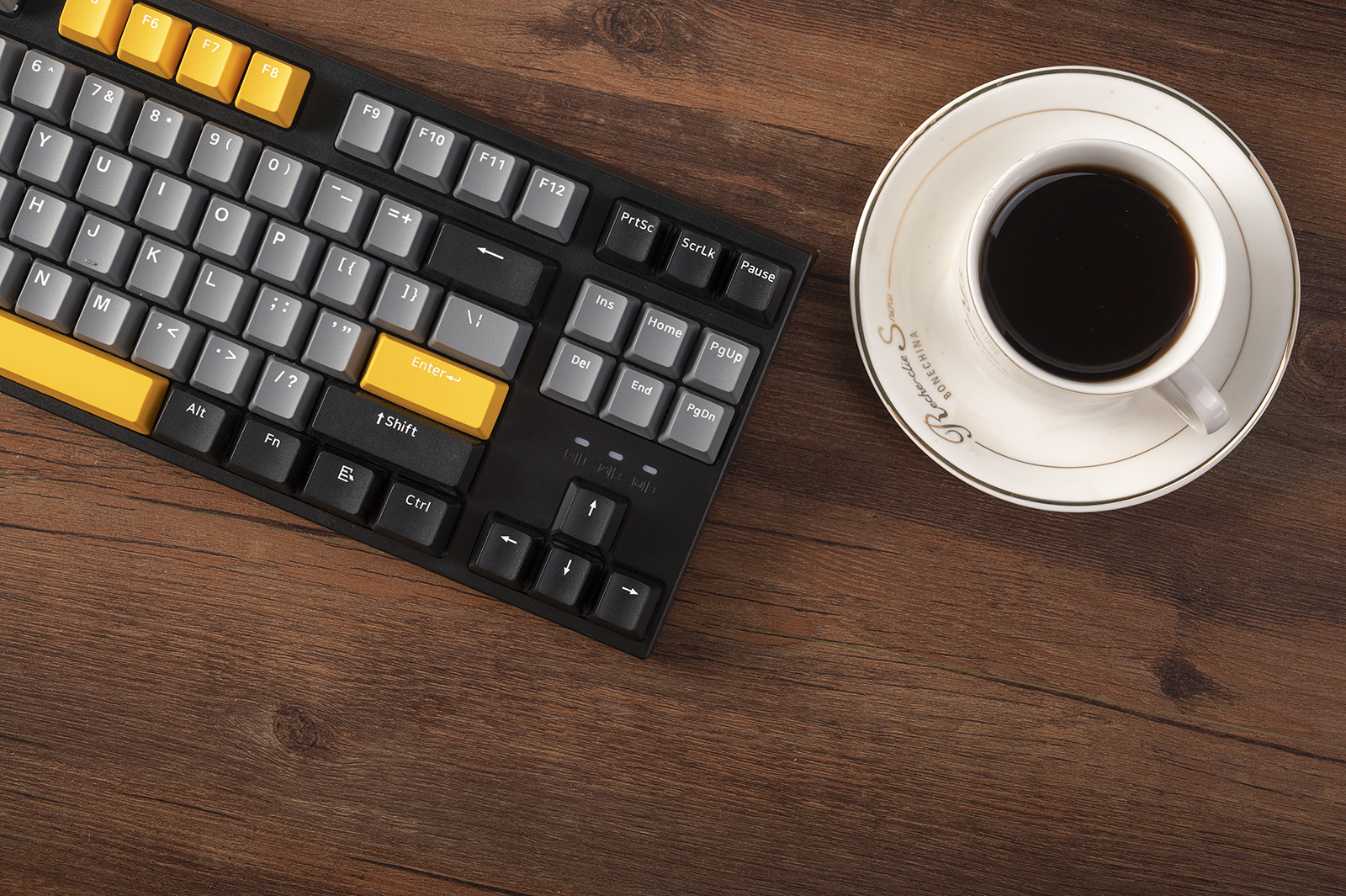 迪摩键盘f87茶轴,迪摩f87歼星舰手托