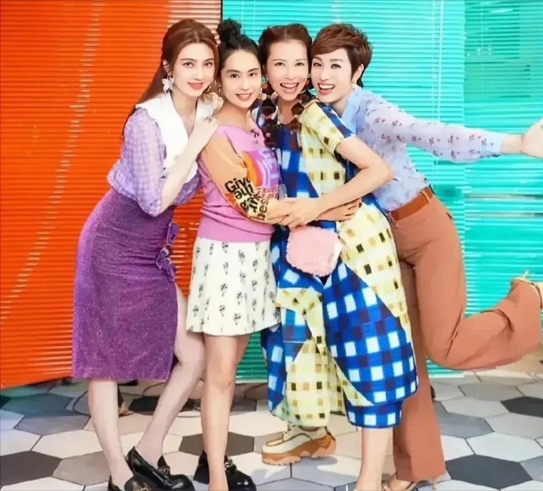 长着150的脸却有170的身高的女星,长得矮但是身材比例很好的女明星