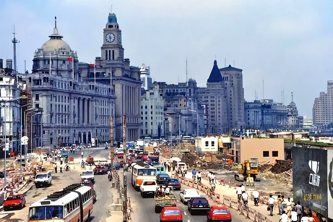 96年台湾富家女与*小平邓**警卫员订婚，女方母亲：台湾娶妻要100万