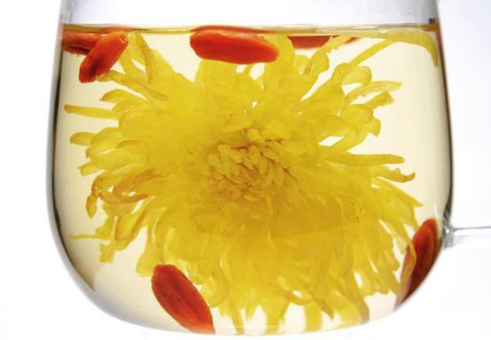 澶╁噳浜嗗コ鎬у鍠濆洓瀹濇堡,澶忔棩蹇呭鍏荤敓鍥涘疂