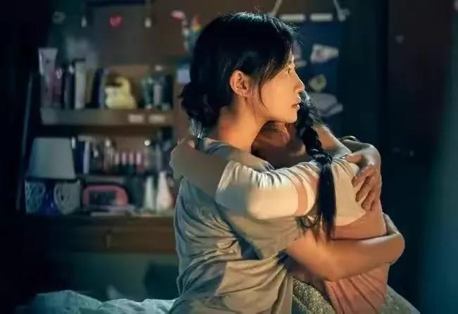 女性在被强奸后，第一时间应该做哪些事情？