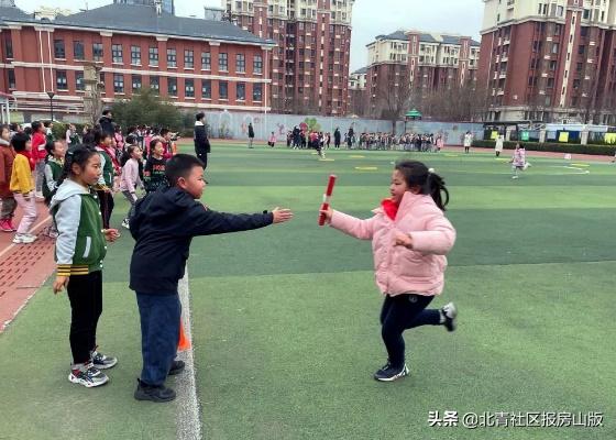 冰雪运动走进津门中小学,冰雪运动进课堂乐享健康迎冬奥