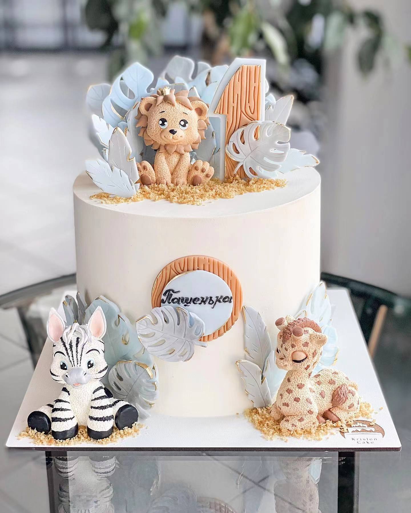 今天给大家做一款好看的蛋糕造型,美味又高颜值的蛋糕造型充满创意