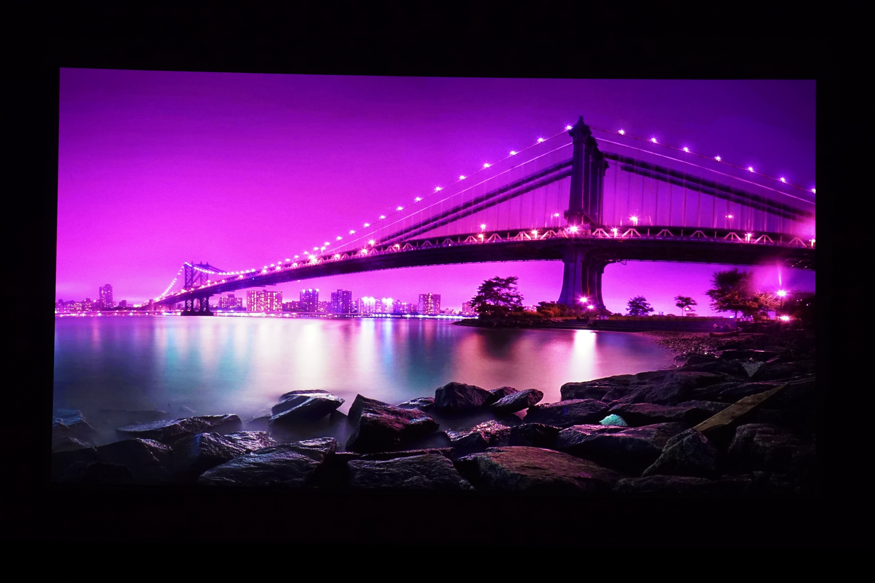 激光投影和nec投影仪哪款最好,necrgb激光投影机