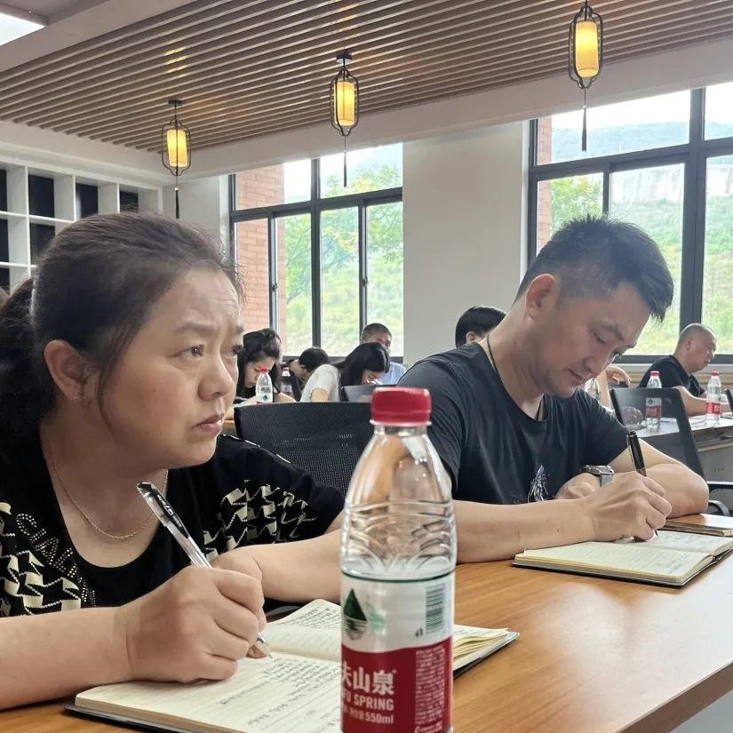 重庆渝北区鹿山小学,渝北区鹿山小学