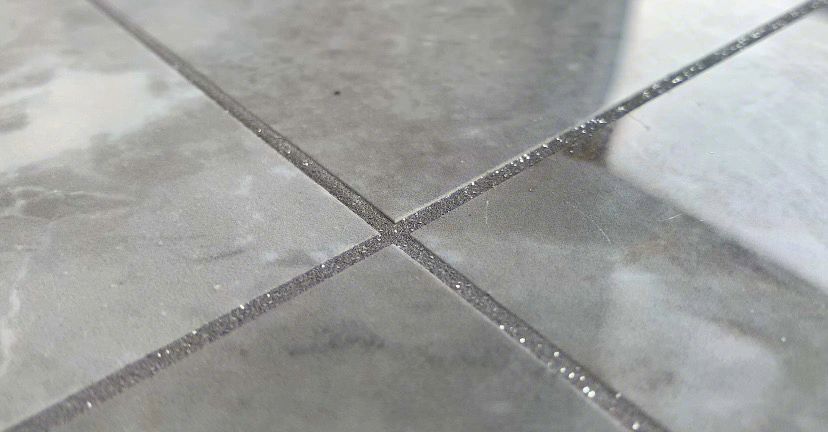 瓷砖美缝是用美缝剂好还是彩砂好,瓷砖美缝是选美缝剂还是环氧彩砂