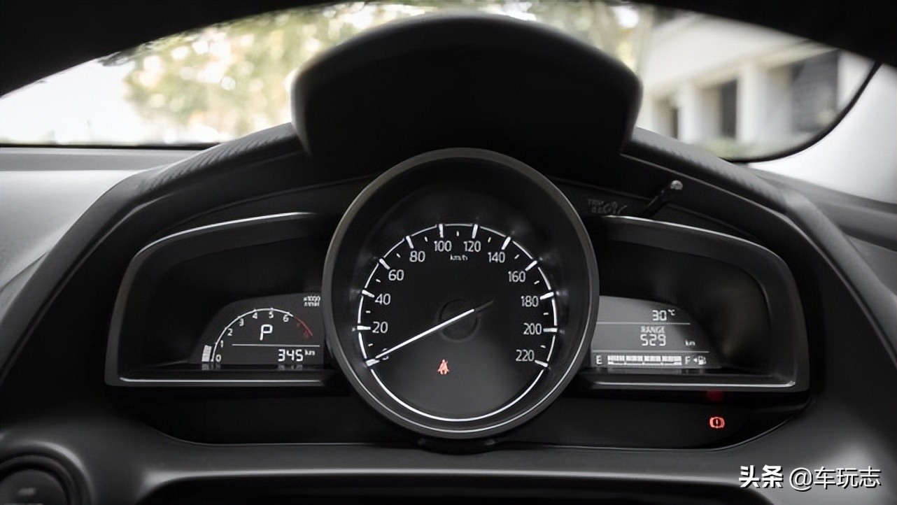 2022款马自达2.0自动质炫版看内饰,2.0马自达测评