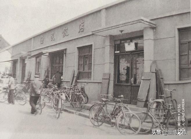 千年西冶街，一条商号林立，见证历史沧桑的古街，曾是明清两代中国琉璃的制作中心，来看百年老照片。