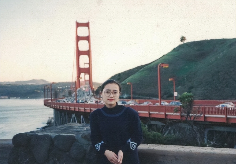 他用罐头换飞机净赚一个亿，出狱后发现自己在北京有264套房产