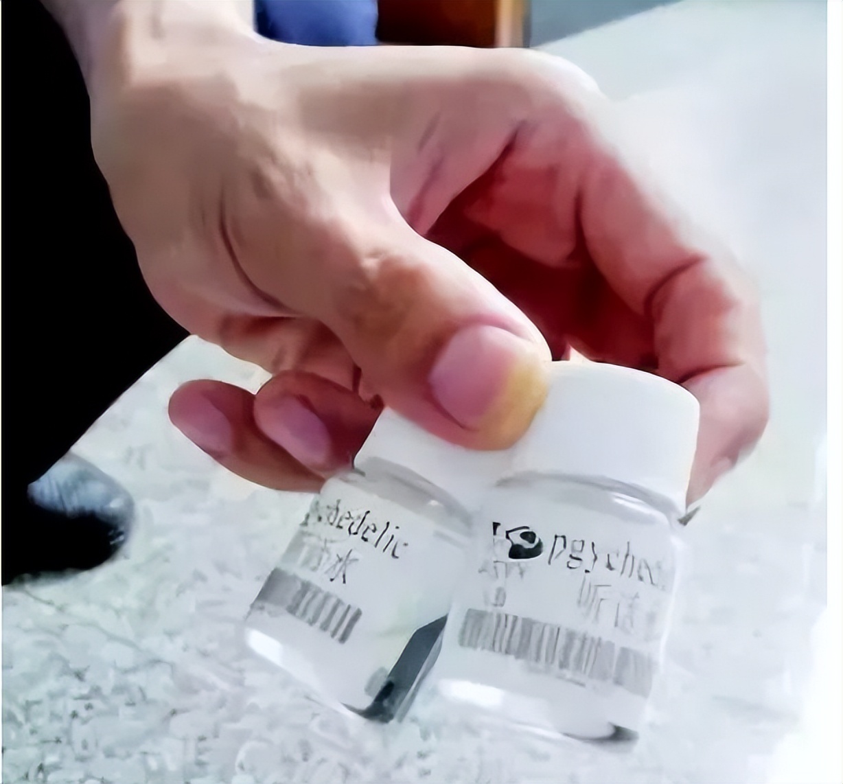 吓人！喝一口就带走，祸害上百女性的“听话水”到底是什么？