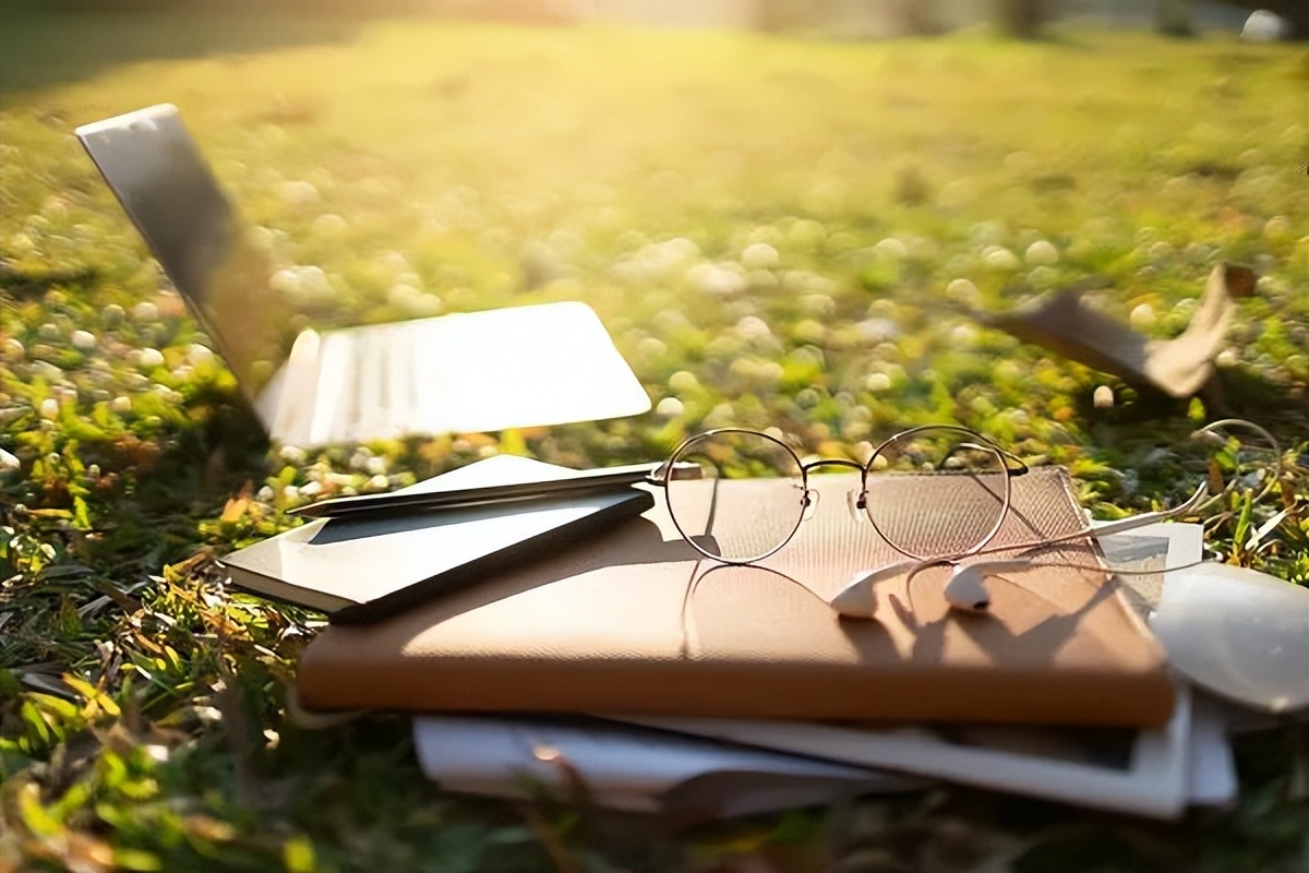 这所又小又“水”的985，凭什么成为中国最美大学？