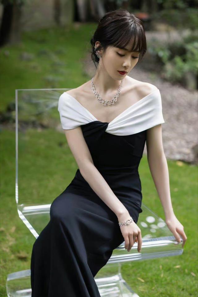 17岁的齐刘海刘诗诗,齐刘海刘诗诗造型