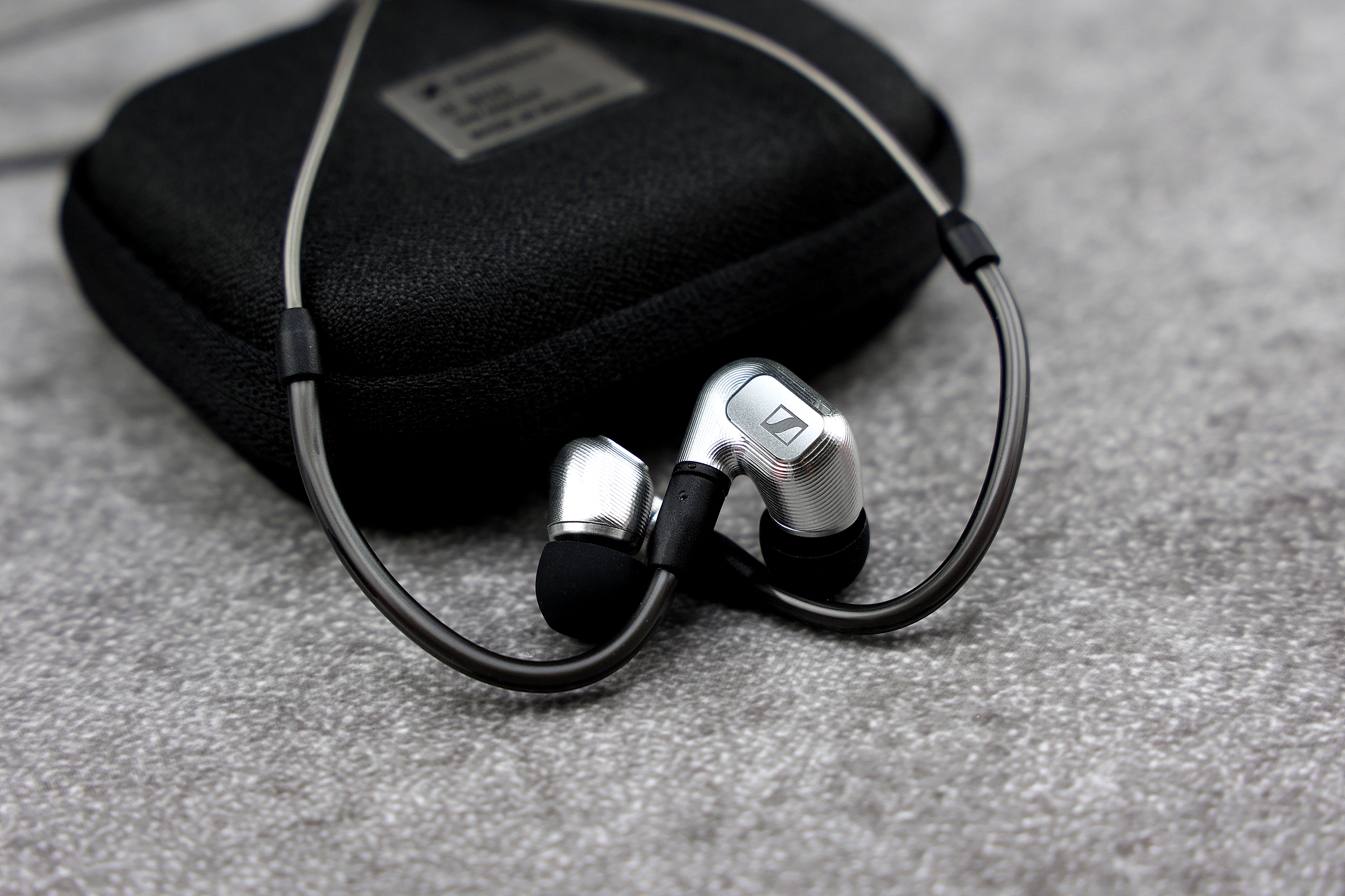 森海塞尔ie900深度评测,森海塞尔ie900对比森海塞尔hd800s