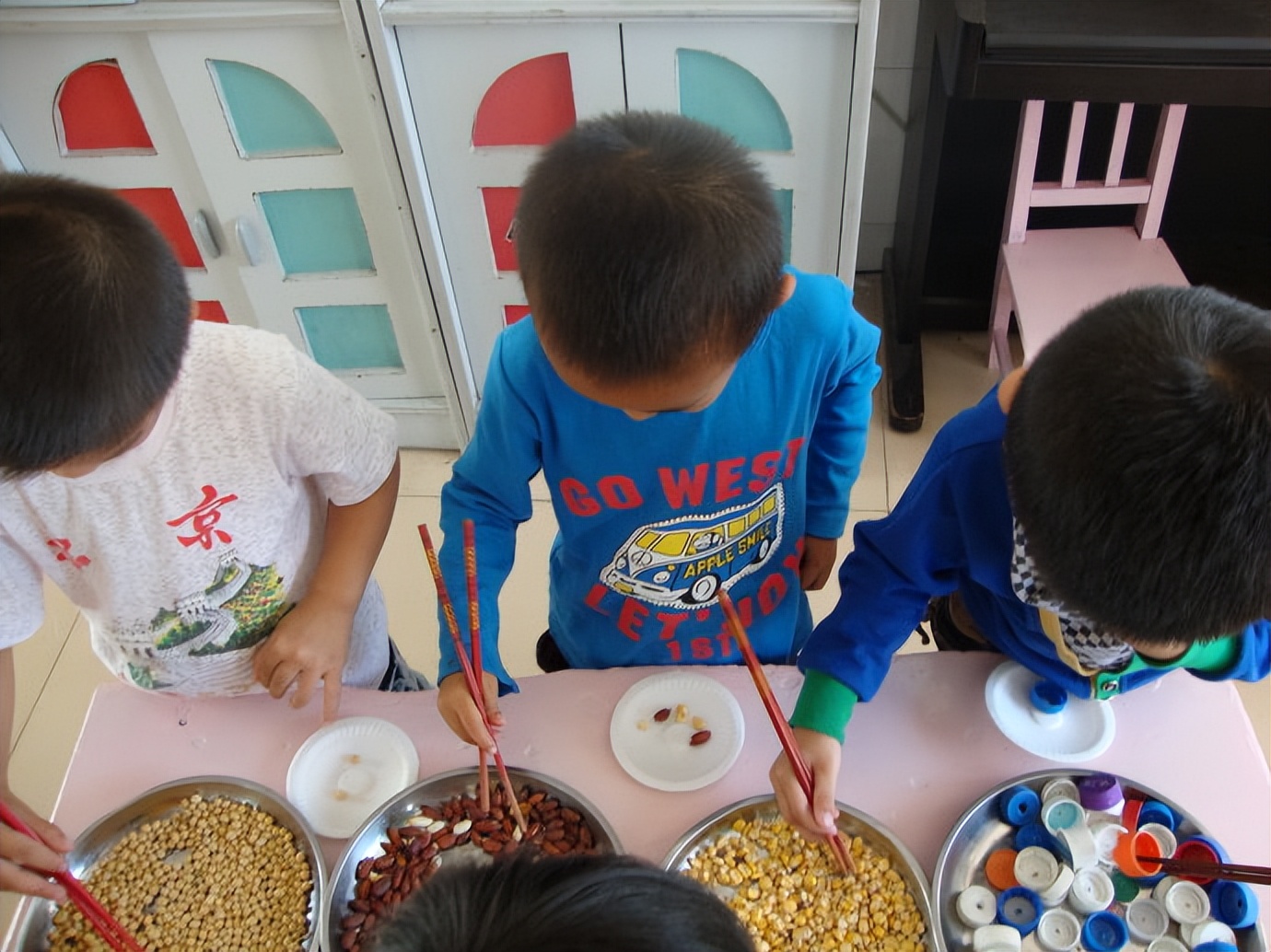 孩子中班了还不会认字怎么办,怎么教幼儿用筷子吃饭