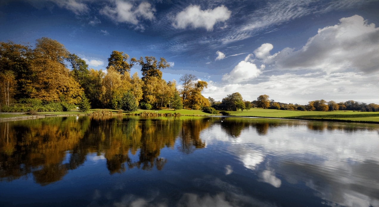 发布在网上的照片，应该使用数字水印还是半隐形水印？
