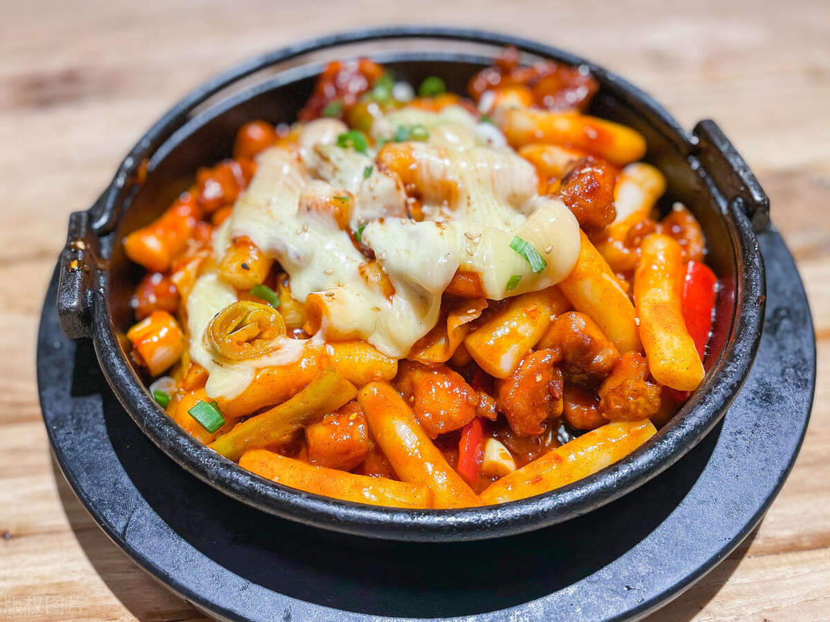 韩剧中都是骗人的吗,韩剧里面都是骗人的吗