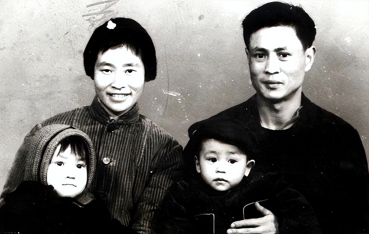 跳水高敏个人近期照片,一代跳水女皇高敏