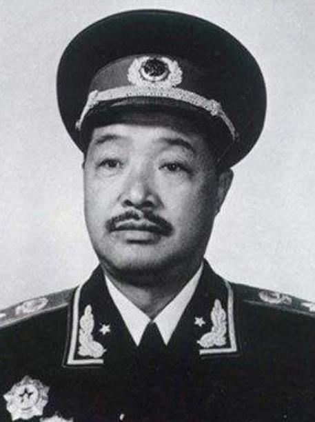 建国初期共十大元帅,为何只有其中三位被毛*东泽**称之为“老总”