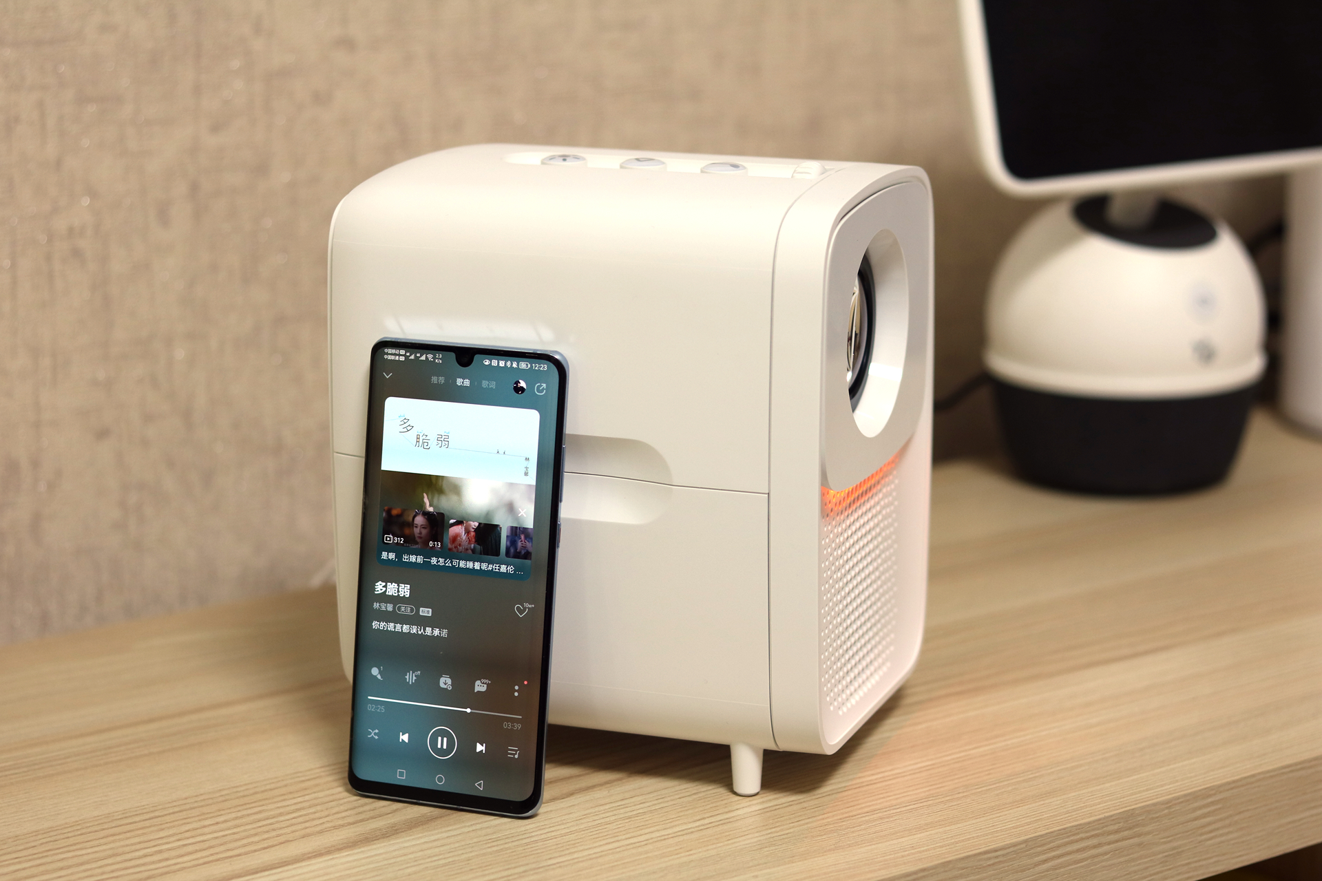 哪款4k投影仪性价比最高,一千块以下的投影机