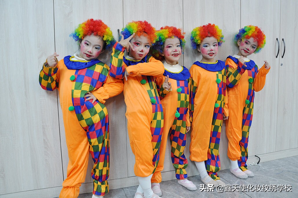 广州佛山十大化妆培训学校,全国十大化妆培训学校广州